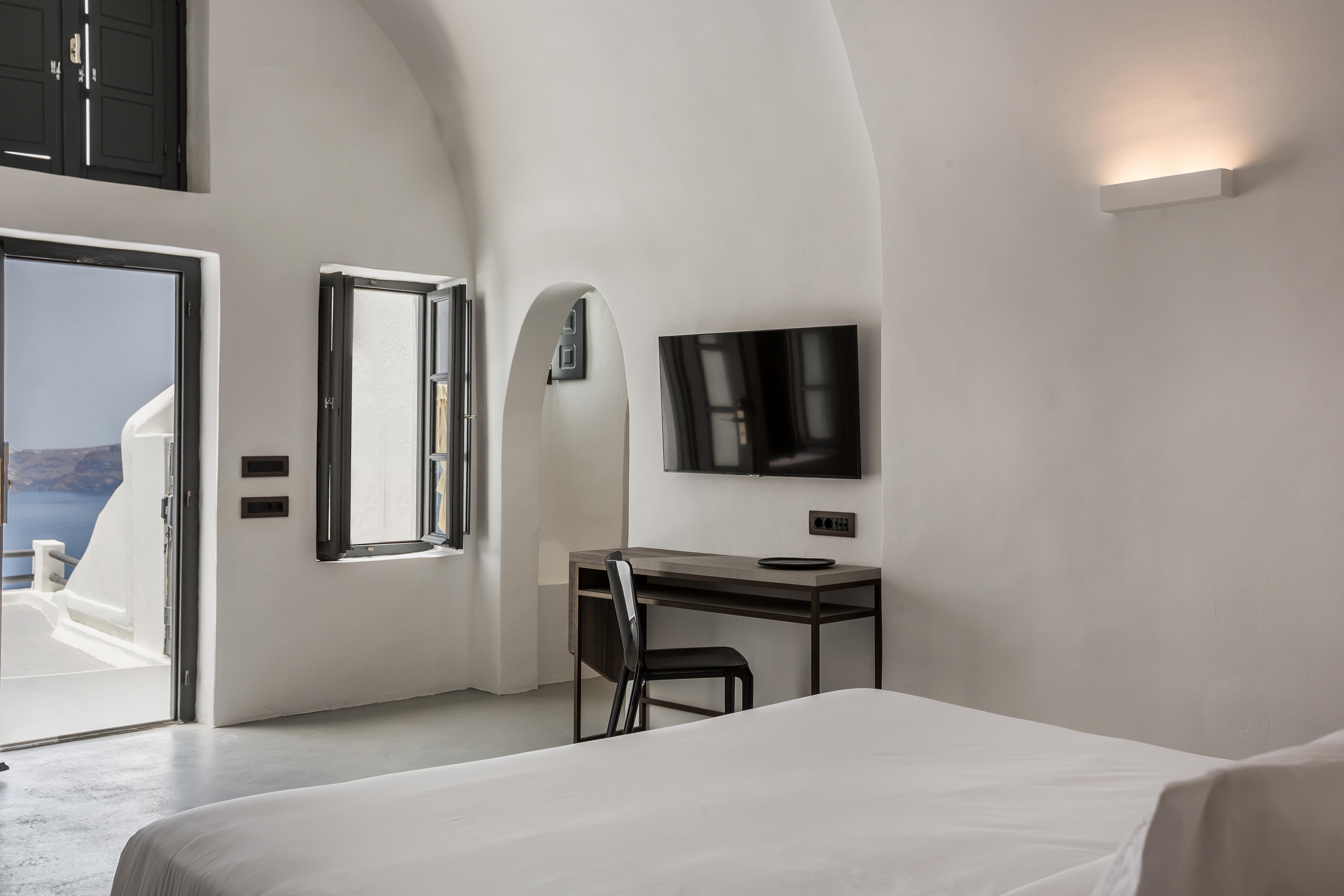 Sun Rocks Boutique (adults Only) 5* Firostefani